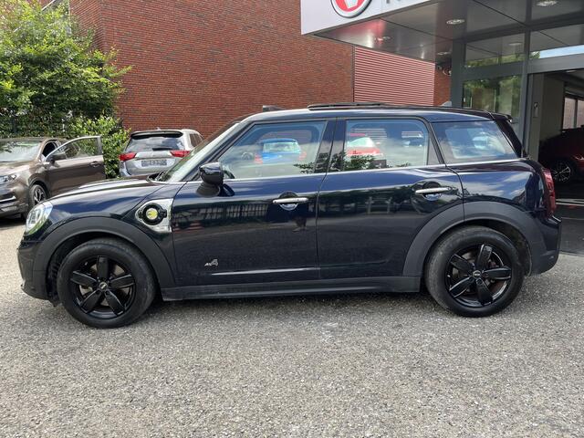 Mini COUNTRYMAN 1.5 Cooper S E ALL4 Classic // HALF LEDER // SCHUIF-KANTELDAK // KEYLESS // HEAD-UP DISPLAY // ELEK. KLEP // CAMERA+SENSOREN // NAVI+CARPLAY//
