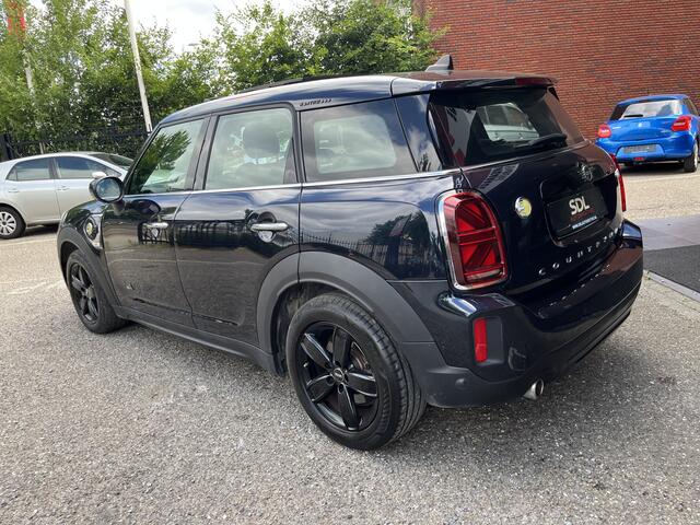 Mini COUNTRYMAN 1.5 Cooper S E ALL4 Classic // HALF LEDER // SCHUIF-KANTELDAK // KEYLESS // HEAD-UP DISPLAY // ELEK. KLEP // CAMERA+SENSOREN // NAVI+CARPLAY//