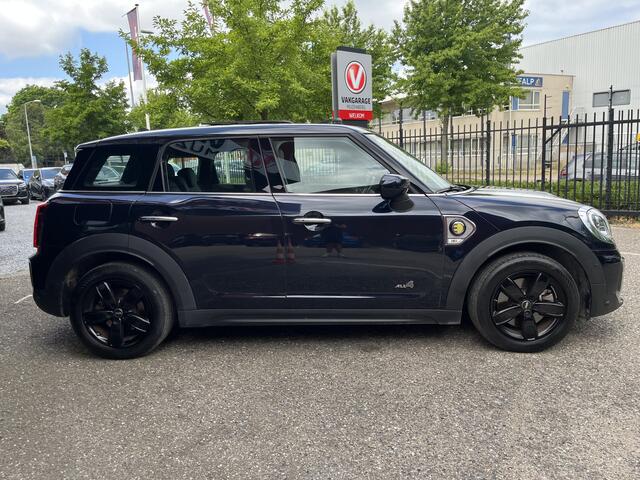 Mini COUNTRYMAN 1.5 Cooper S E ALL4 Classic // HALF LEDER // SCHUIF-KANTELDAK // KEYLESS // HEAD-UP DISPLAY // ELEK. KLEP // CAMERA+SENSOREN // NAVI+CARPLAY//