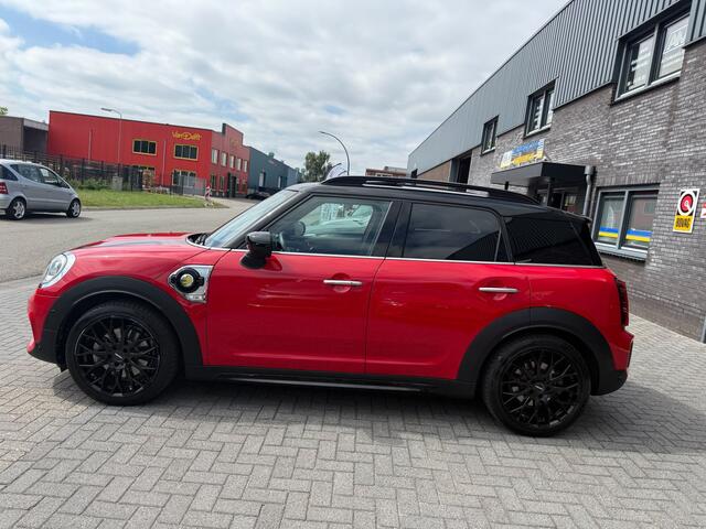 Mini COUNTRYMAN 1.5 Cooper S E ALL4 | 2E EIGENAAR | 12MND GARANTIE | PANO | LED | AUTOMAAT | CARPLAY | DAB | NAVI | SFEER | CRUISE