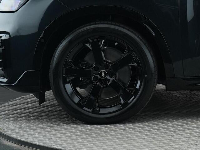 Mini COUNTRYMAN E John Cooper Works L 66.5 kWh Panoramadak | Harman Kardon | Head-Up Display | 360 Camera | Driving Assistant Plus