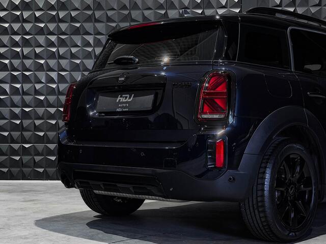 Mini COUNTRYMAN 1.5 Cooper Classic | All Black | Pano | H/K | Leer | Adap. Cruise | Memory | Ad. Licht |