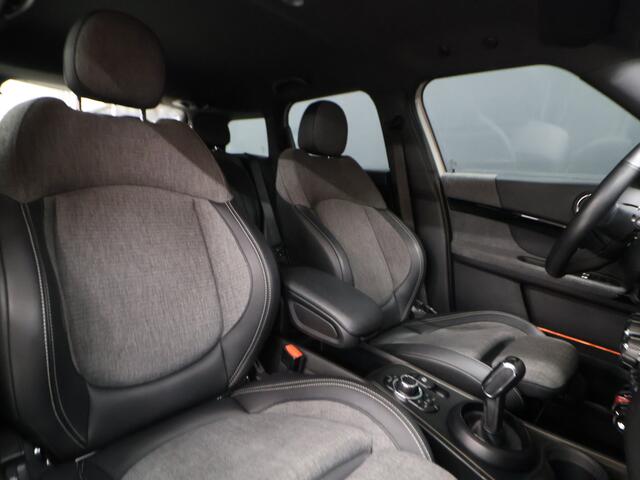Mini COUNTRYMAN 1.5 Cooper Business Edition [APPLE CARPLAY, ANDROID, STOELVERWARMING, CRUISE CONTROL, PDC ACHTER, LED, AUTOMAAT, MULTIFUNCTIONEEL STUURWIEL, BLUETOOTH, NAVIGATIE, NIEUWSTAAT]