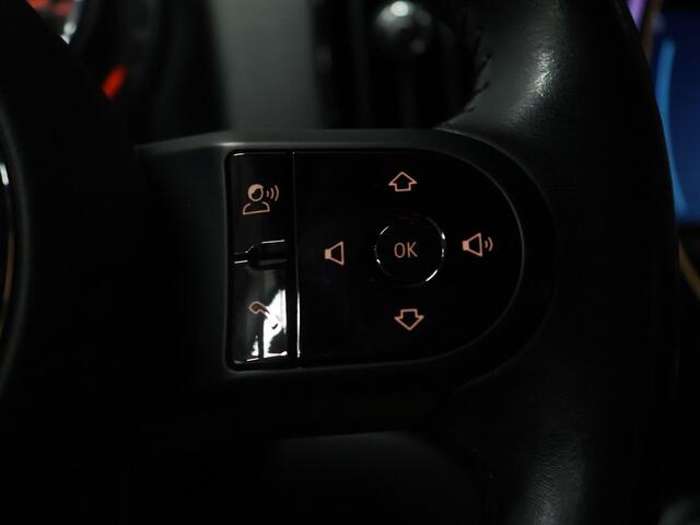 Mini COUNTRYMAN 1.5 Cooper Business Edition [APPLE CARPLAY, ANDROID, STOELVERWARMING, CRUISE CONTROL, PDC ACHTER, LED, AUTOMAAT, MULTIFUNCTIONEEL STUURWIEL, BLUETOOTH, NAVIGATIE, NIEUWSTAAT]
