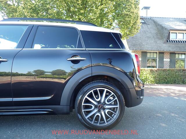 Mini COUNTRYMAN 1.5 Cooper JCW-PACK / HARMON&KARDON / CARPLAY / SPORTSTOEL /