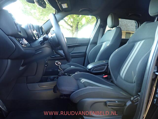 Mini COUNTRYMAN 1.5 Cooper JCW-PACK / HARMON&KARDON / CARPLAY / SPORTSTOEL /