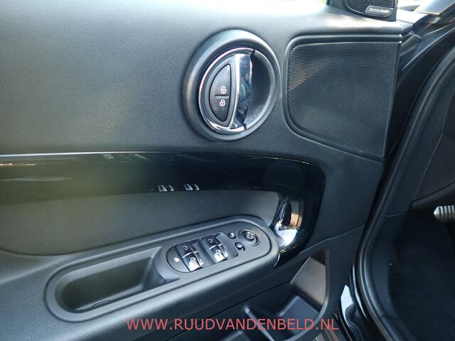 Mini COUNTRYMAN 1.5 Cooper JCW-PACK / HARMON&KARDON / CARPLAY / SPORTSTOEL /