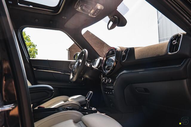 Mini COUNTRYMAN 2.0 Cooper S | 1e eigenaar | JCW Trim | Pano Dak | Navi Prof | Leder | ACC