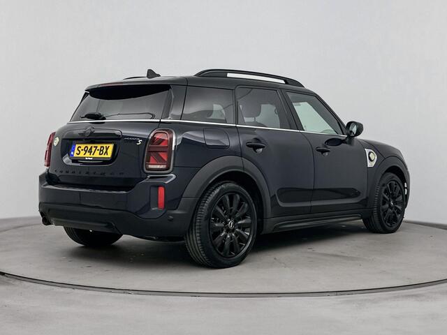 Mini COUNTRYMAN 1.5 Cooper SE ALL4 Classic | Head-up display | Achteruitrijcamera | Stoelverwarming | Leder | Navigatie | Keyless | Afneembare Trekhaak
