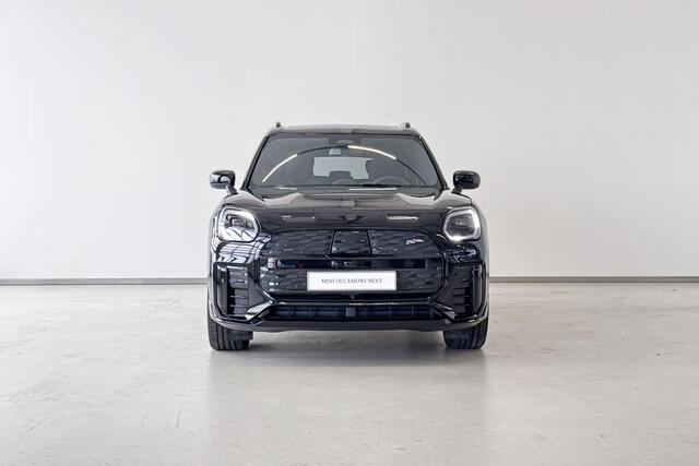 Mini COUNTRYMAN Electric E John Cooper Works XL 66.5 kWh | 19" John Cooper Works Runway Spoke black