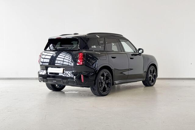 Mini COUNTRYMAN Electric E John Cooper Works XL 66.5 kWh | 19" John Cooper Works Runway Spoke black