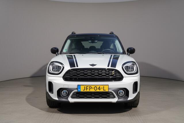 Mini COUNTRYMAN 1.5 Cooper S E ALL4 Chili / Facelift / Black Pack / Stoelverwarming / Comfort stoel / Comfort Acces / Led /