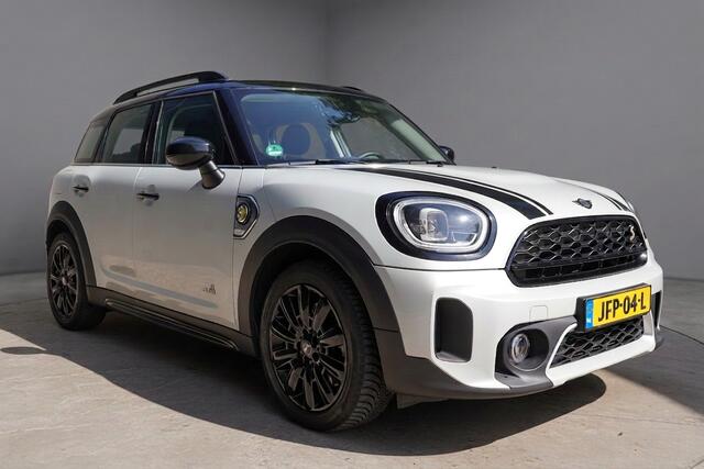 Mini COUNTRYMAN 1.5 Cooper S E ALL4 Chili / Facelift / Black Pack / Stoelverwarming / Comfort stoel / Comfort Acces / Led /