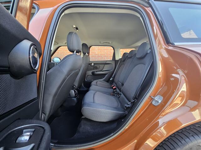 Mini COUNTRYMAN 1.5 Cooper Dutch Made Edition Automaat Navigatie