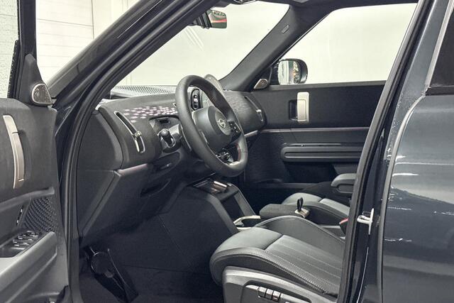 Mini COUNTRYMAN S JCW ALL4 John Cooper Works XL | Panoramadak | Harman/Kardon | Comfort Access| STuurwielverwarming |