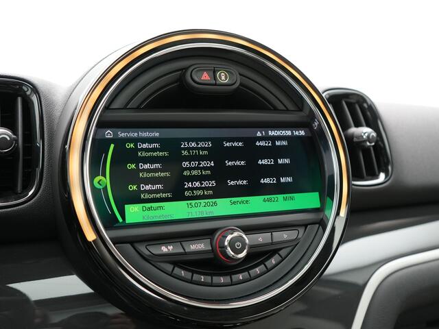 Mini COUNTRYMAN 1.5 Cooper S E ALL4 Chili PHEV 220pk Dealer O.H. | Panodak | Head Up | Adaptive Cruise | Camera | Lederen Sportstoelen Verwarmd | Keyless | Sfeerverlichting | Apple Carplay | Plug In Hybrid |