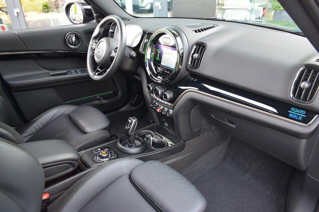 Mini COUNTRYMAN 1.5 Cooper Boardwalk Edition | Schuif/Kanteldak | Leder | Camera | Navigatie | Apple Carplay & Android Auto |