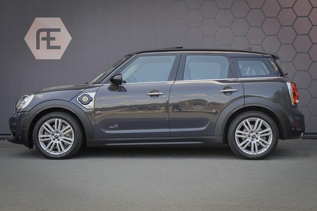 Mini COUNTRYMAN 2.0 Cooper SE ALL4 | CRUISE CONTROL | HEAD UP | ELEKTRISCHE ACHTERKLEP | PANORRAMADAK | ACHTERUITRIJCAMERA | APPLE CARPLAY | VOLLEDEREN BEKLEDING |
