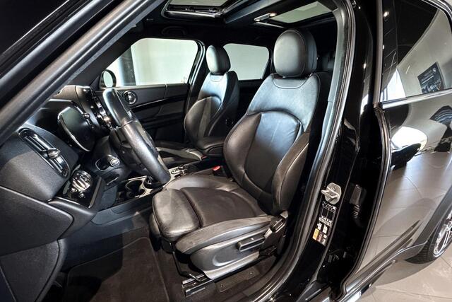 Mini COUNTRYMAN 1.5 Cooper S E ALL4 | Glazen Panoramadak | Comfort Access | Stoelverwarming | Achteruitrijcamera |
