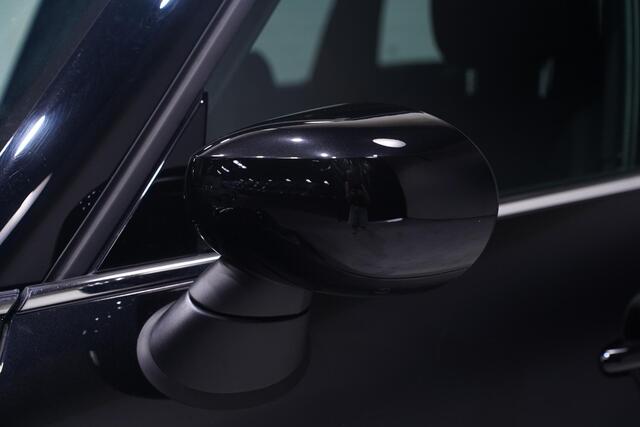 Mini COUNTRYMAN Cooper SE ALL4 Classic Trim SOH 94% Apple Carplay Navi Verwarmde sportstoelen lederen bekleding Led-verlichting dakrails PDC achter private-glas 2-zone clima-controle grootlicht-assist 17"-lmv cruise-controle private-glas Achteruitrijcamera Grootlicht as