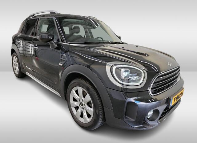 Mini COUNTRYMAN 1.5 136PK Automaat Cooper Classic / Trekhaak / Pdc+Camera / 1/2 Leder / Navigatie / Airco-ecc. / Radio multimedia