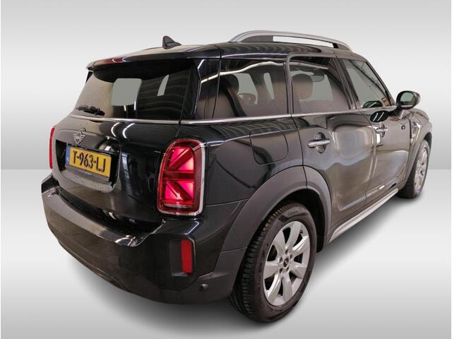 Mini COUNTRYMAN 1.5 136PK Automaat Cooper Classic / Trekhaak / Pdc+Camera / 1/2 Leder / Navigatie / Airco-ecc. / Radio multimedia
