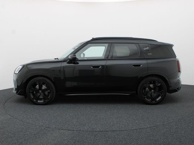Mini COUNTRYMAN E John Cooper Works L 66.5 kWh | JCW | PANO | Trekhaak Elek. | Harman Kardon | Camera | Prijs Rijklaar!!