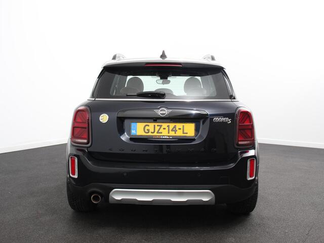 Mini COUNTRYMAN 1.5 Cooper S E PHEV ALL4 Chili Automaat Climate control Adaptieve cruise control HUD Lichtmetalen velgen Navigatie Parkeersensoren Camera Stoelverwarming
