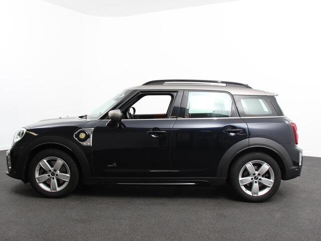 Mini COUNTRYMAN 1.5 Cooper S E PHEV ALL4 Chili Automaat Climate control Adaptieve cruise control HUD Lichtmetalen velgen Navigatie Parkeersensoren Camera Stoelverwarming