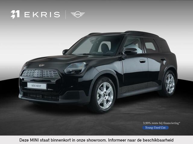 Mini COUNTRYMAN E Blackyard