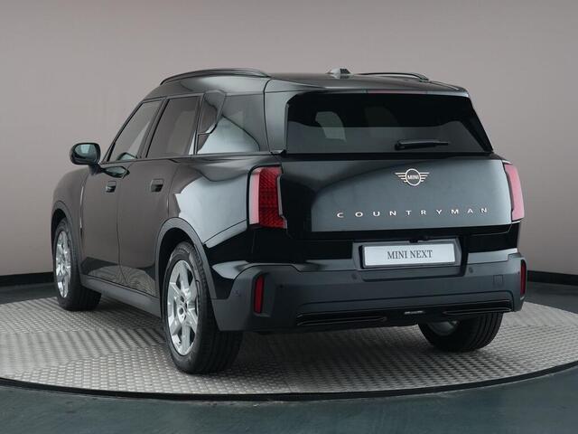 Mini COUNTRYMAN E Blackyard