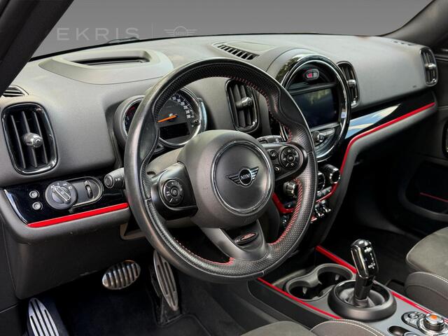 Mini COUNTRYMAN C | John Cooper Works Trim Pakket | Serious Business | 19" LM JCW Circuit Spoke | Comfort Access | Glazen panoramadak | Extra getint glas achter