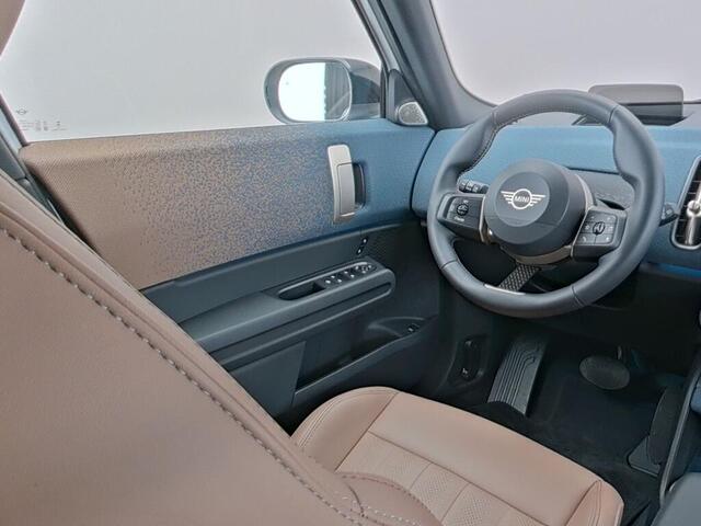 Mini COUNTRYMAN E Favoured Trim | Pakket M