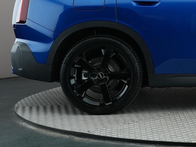 Mini COUNTRYMAN E Pakket M | Classic Trim | Comfort Acces | Glazen Panoramadak | Driving Assistant | HiFi Harman Kardon