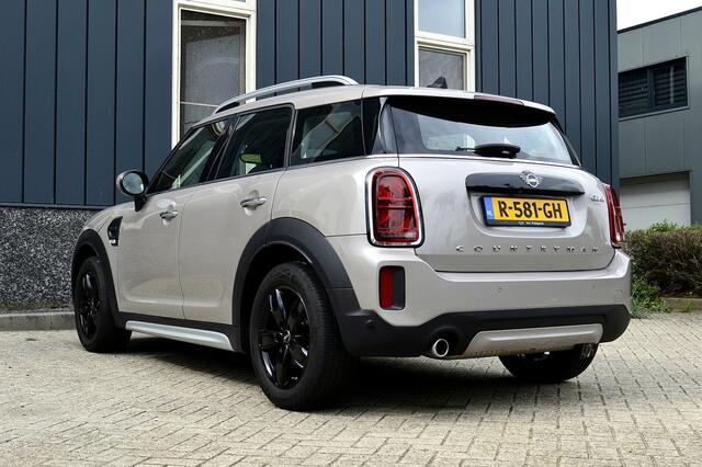 Mini COUNTRYMAN 1.5 Cooper Classic Rijklaarprijs-Garantie Trekhaak Navigatie Camera Led Airco Sport interieur