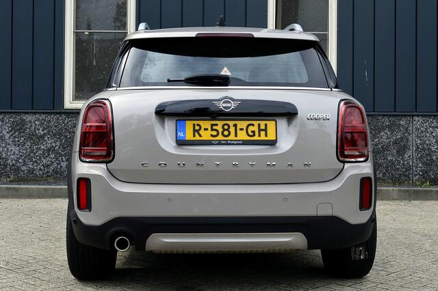 Mini COUNTRYMAN 1.5 Cooper Classic Rijklaarprijs-Garantie Trekhaak Navigatie Camera Led Airco Sport interieur