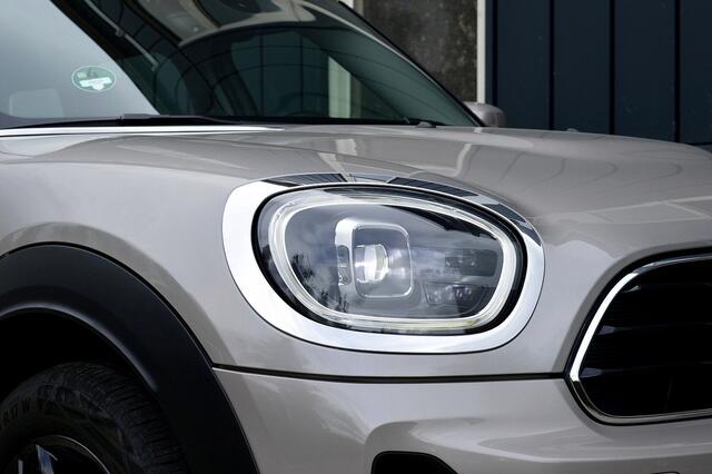 Mini COUNTRYMAN 1.5 Cooper Classic Rijklaarprijs-Garantie Trekhaak Navigatie Camera Led Airco Sport interieur