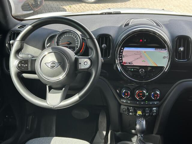 Mini COUNTRYMAN 1.5 Cooper S E ALL4 Business Edition | Navigatie | Camera | Volledig Onderhouden | Premium Audio |