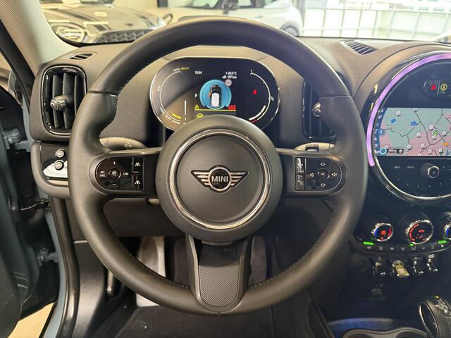 Mini COUNTRYMAN 2.0 Cooper SE ALL4 Camera/Apple