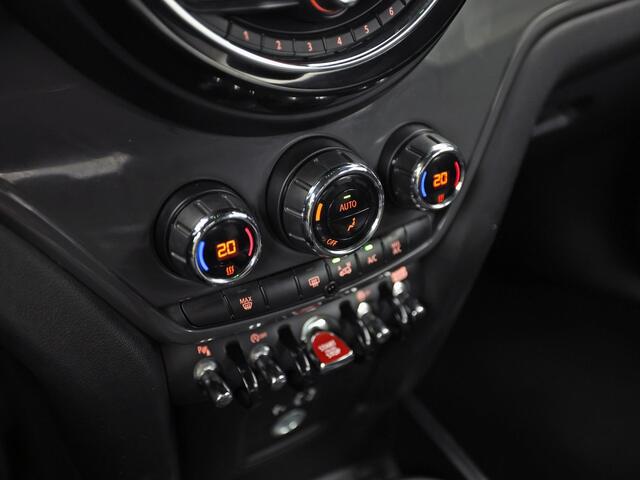 Mini COUNTRYMAN 1.5 Cooper Chili (NAVIGATIE, CLIMATE, LEDER, PARKEERSENSOREN, SPORTSTOELEN, CRUISE, NIEUWE APK, NIEUWSTAAT)