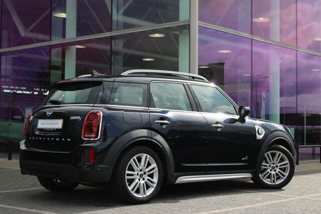 Mini COUNTRYMAN Cooper S E ALL4 Classic Automaat / Panoramadak / Comfortstoelen / Comfort Access / Active Cruise Control / Harman-Kardon / Head-Up