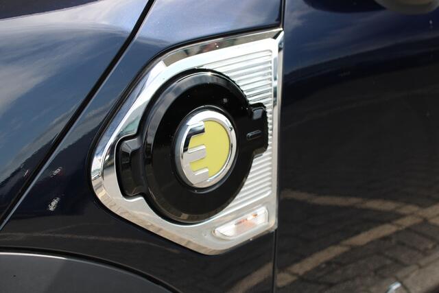 Mini COUNTRYMAN Cooper S E ALL4 Classic Automaat / Panoramadak / Comfortstoelen / Comfort Access / Active Cruise Control / Harman-Kardon / Head-Up