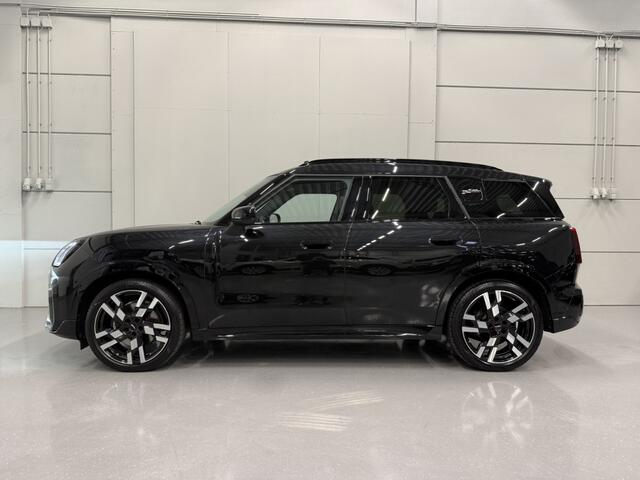 Mini COUNTRYMAN 1.5 C JCW XL BLACK PANO/H&K/HEAD-UP/20"/JCW-LEER SPORTST./OLED-SCHERM/JCM-REMMEN/ADAPTIVE-ONDERSTEL/LED/360CAMERA/ACC/KEYLESS/DRIVING ASS.PLUS/BLACK-PACK/FABRIEKS-GARANTIE T/M 03-2028/NET GROTE OH BEURT GEHAD B