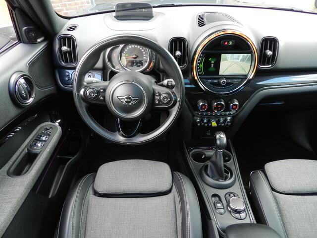 Mini COUNTRYMAN 1.5 Cooper S E ALL4 Chili ACC - Panorama-Dak - HUD - Park.Cam - Park.Sens.V&A - Harman Kardon - LED - 100% Onderhouden