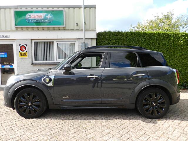 Mini COUNTRYMAN 1.5 Cooper S E ALL4 Chili ACC - Panorama-Dak - HUD - Park.Cam - Park.Sens.V&A - Harman Kardon - LED - 100% Onderhouden