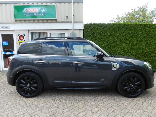 Mini COUNTRYMAN 1.5 Cooper S E ALL4 Chili ACC - Panorama-Dak - HUD - Park.Cam - Park.Sens.V&A - Harman Kardon - LED - 100% Onderhouden