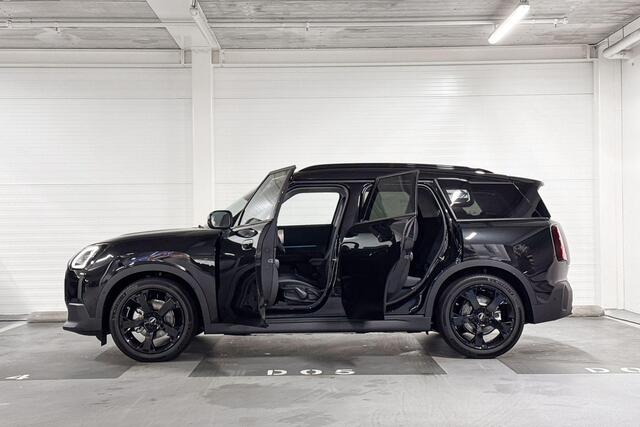 Mini COUNTRYMAN E Favoured | Pakket M plus | Panoramadak | Stuurwielverwarming |