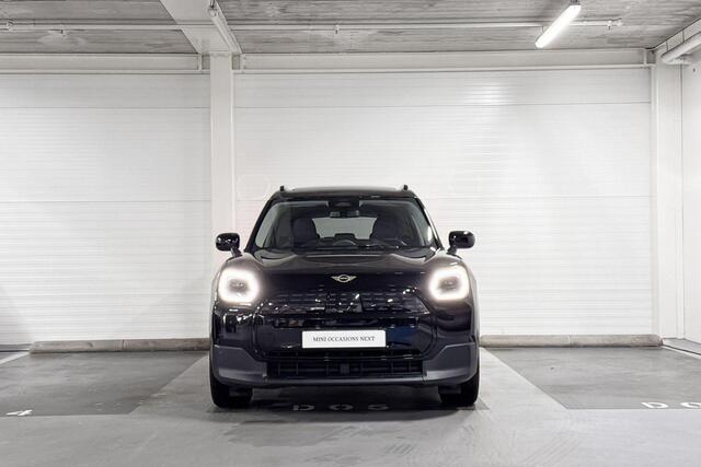 Mini COUNTRYMAN E Favoured | Pakket M plus | Panoramadak | Stuurwielverwarming |