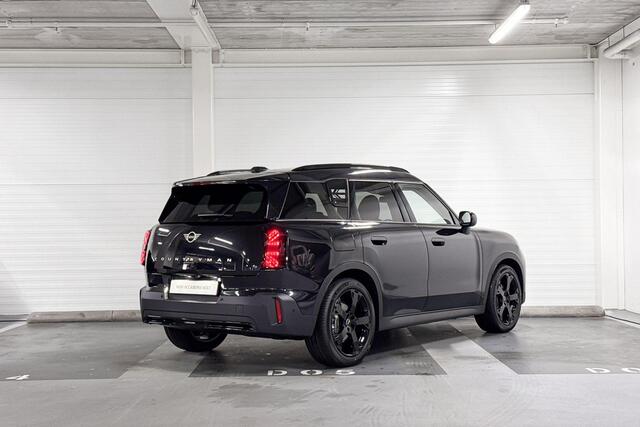 Mini COUNTRYMAN E Favoured | Pakket M plus | Panoramadak | Stuurwielverwarming |