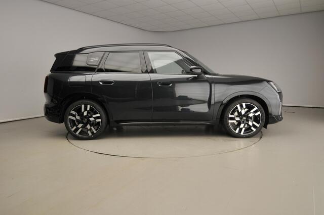 Mini COUNTRYMAN 1.5 C John Cooper Works | Stuurwielrand verwarmd | Panoramadak | Elektrisch verstelbare stoelen | Driving Assistant Professional | Stoelverwarming | Harman-Kardon |